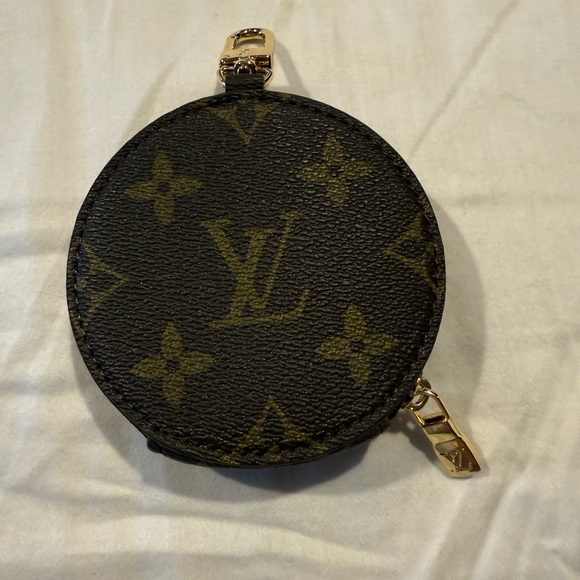 Upcycled LV Coin Pouch New! - Picture 4 of 6